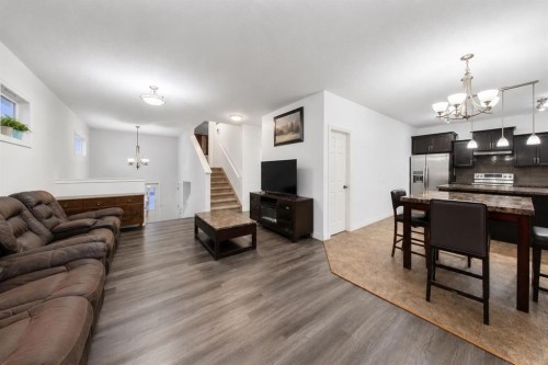36 Tanner Street, Red Deer, AB - Indoor Photo Showing Living Room