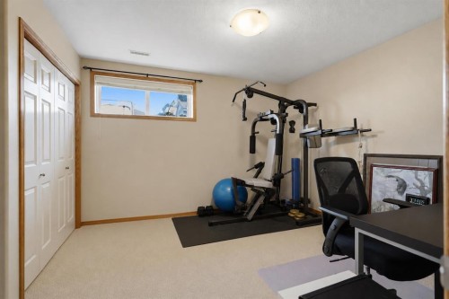 16 Filbert Close, Sylvan Lake, AB - Indoor Photo Showing Gym Room