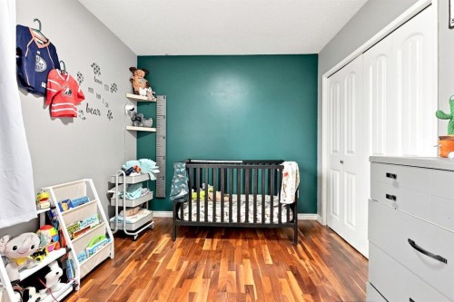 62 Rupert Crescent, Red Deer, AB - Indoor Photo Showing Bedroom
