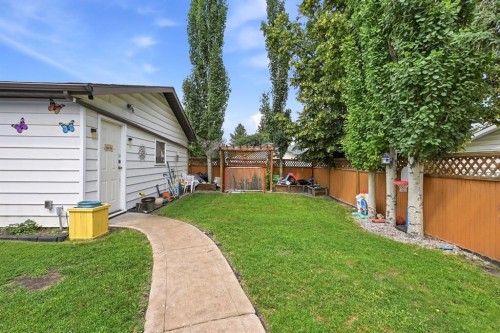 62 Rupert Crescent, Red Deer, AB - Outdoor