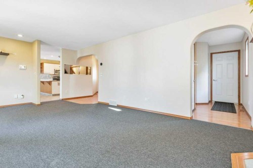 83 Lawrence Crescent, Red Deer, AB - Indoor Photo Showing Other Room