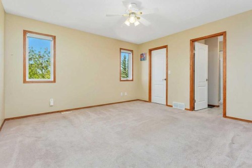 83 Lawrence Crescent, Red Deer, AB - Indoor Photo Showing Other Room