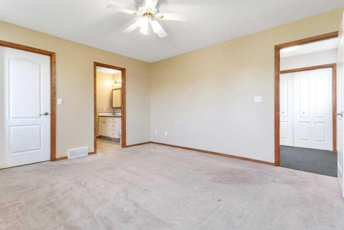 83 Lawrence Crescent, Red Deer, AB - Indoor Photo Showing Other Room