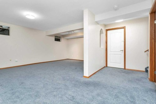 83 Lawrence Crescent, Red Deer, AB - Indoor Photo Showing Other Room
