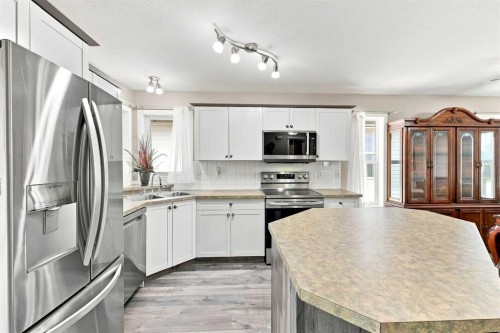 91 Doherty Close, Red Deer, AB 
