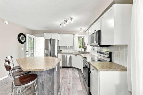 91 Doherty Close, Red Deer, AB 
