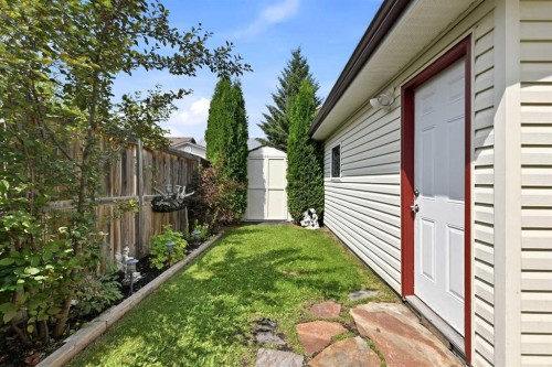 91 Doherty Close, Red Deer, AB 