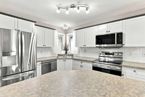 91 Doherty Close, Red Deer, AB 
