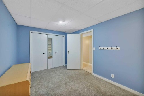 9 Cronquist Close, Red Deer, AB - Indoor Photo Showing Other Room