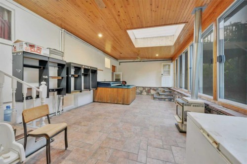 9 Cronquist Close, Red Deer, AB -  Photo Showing Other Room