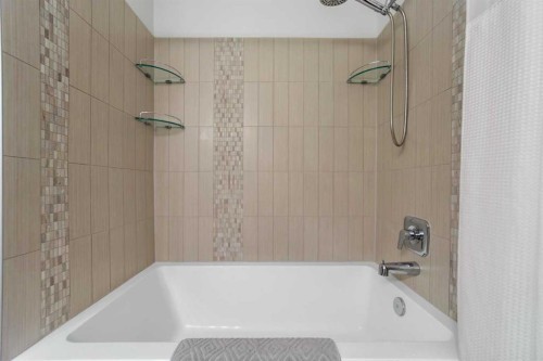 5413 48 Avenue West, Forestburg, AB - Indoor Photo Showing Bathroom