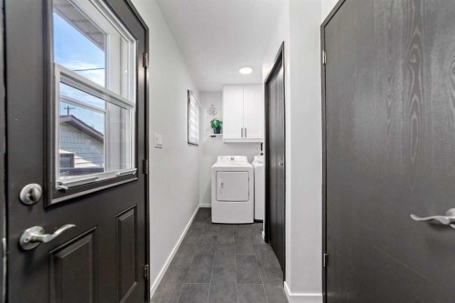 5413 48 Avenue West, Forestburg, AB - Indoor