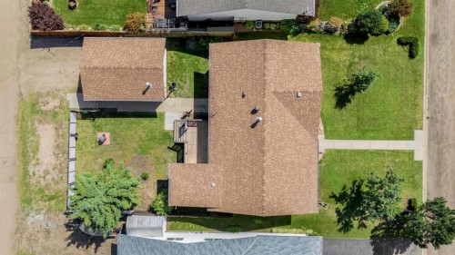5413 48 Avenue West, Forestburg, AB - Outdoor