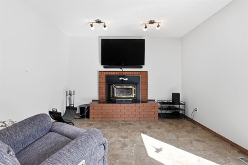 93 Page Avenue, Red Deer, AB 