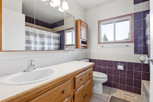 93 Page Avenue, Red Deer, AB 