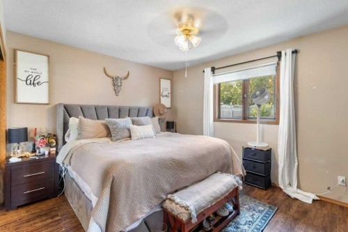 2206 25 Avenue, Delburne, AB - Indoor Photo Showing Bedroom