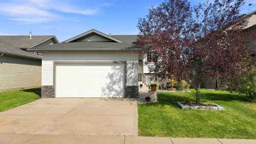 19 Jenner Crescent, Red Deer, AB 