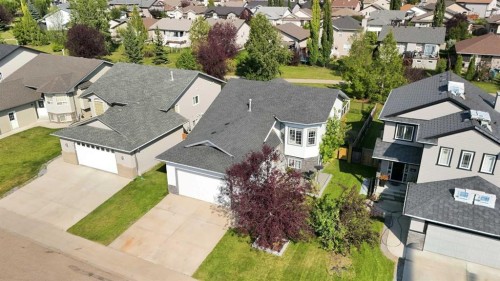 19 Jenner Crescent, Red Deer, AB 