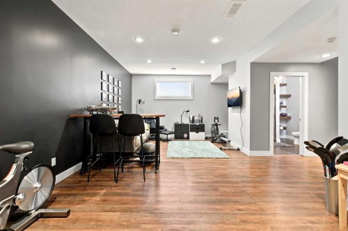 16 Viscount Drive, Red Deer, AB - Indoor