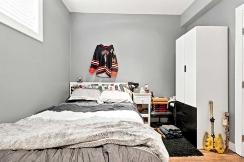 16 Viscount Drive, Red Deer, AB - Indoor Photo Showing Bedroom