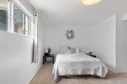 4743 47 Street, Sylvan Lake, AB 