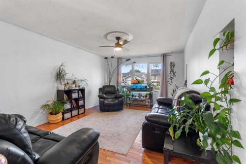 4743 47 Street, Sylvan Lake, AB 