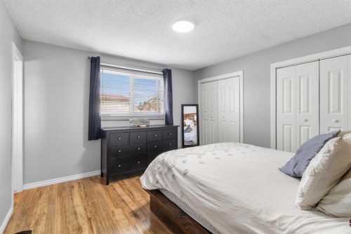 4743 47 Street, Sylvan Lake, AB 