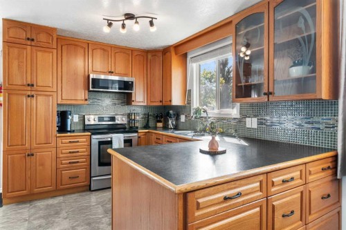4743 47 Street, Sylvan Lake, AB 