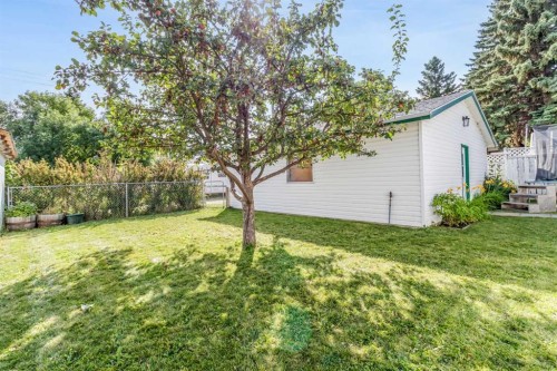 4743 47 Street, Sylvan Lake, AB 