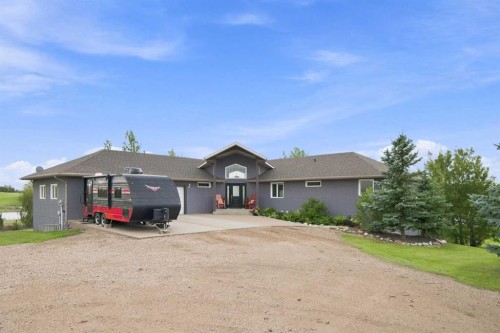 2 Pheasantback Close, Stettler, AB - Outdoor