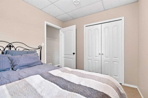 2 Pheasantback Close, Stettler, AB - Indoor Photo Showing Bedroom