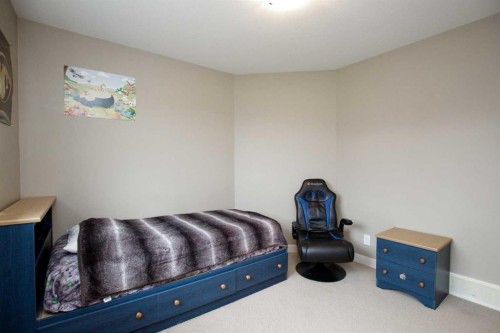 20 Connaught Crescent, Red Deer, AB - Indoor Photo Showing Bedroom