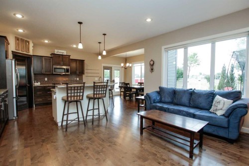 20 Connaught Crescent, Red Deer, AB - Indoor Photo Showing Other Room