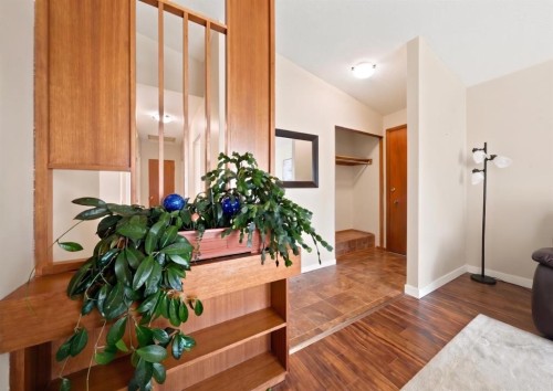 4233 33 Street, Red Deer, AB - Indoor Photo Showing Other Room