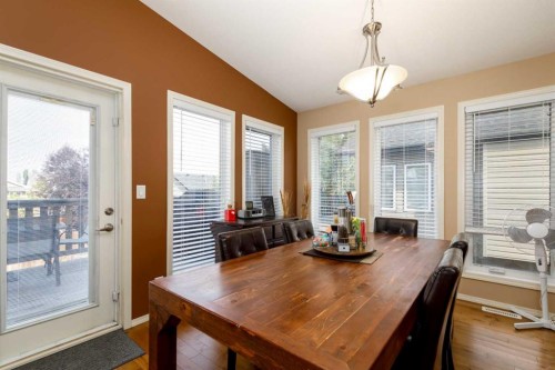 8 Innes Close, Red Deer, AB - Indoor Photo Showing Dining Room