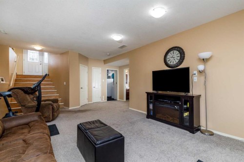 8 Innes Close, Red Deer, AB - Indoor