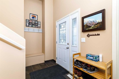 8 Innes Close, Red Deer, AB - Indoor Photo Showing Other Room