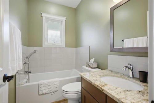 4006 38 Street, Ponoka, AB - Indoor Photo Showing Bathroom
