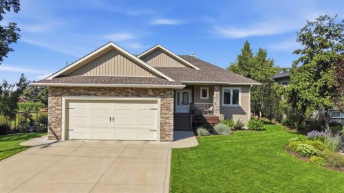 4006 38 Street, Ponoka, AB - Outdoor