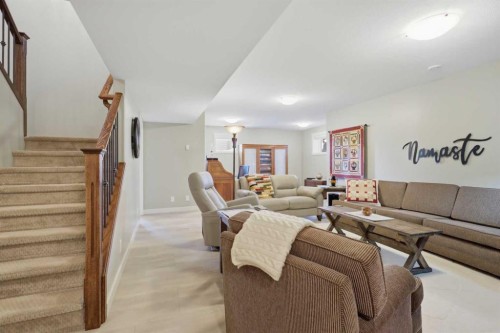 4006 38 Street, Ponoka, AB - Indoor Photo Showing Living Room