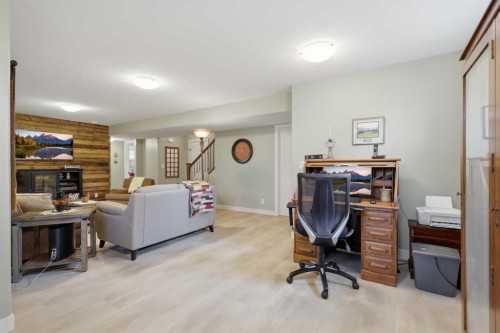 4006 38 Street, Ponoka, AB - Indoor
