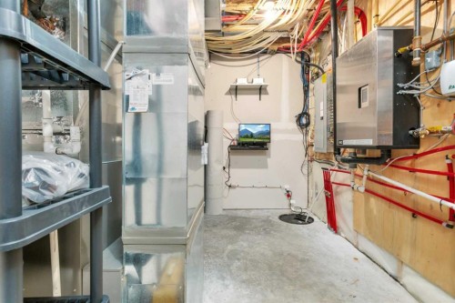 31 Leaside Crescent, Sylvan Lake, AB - Indoor Photo Showing Basement