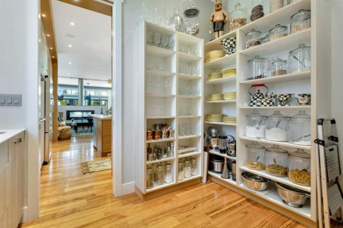 31 Leaside Crescent, Sylvan Lake, AB - Indoor Photo Showing Other Room