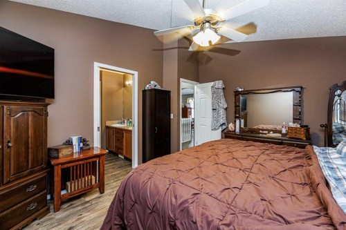 444 Jenkins Drive, Red Deer, AB - Indoor Photo Showing Bedroom