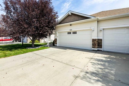 444 Jenkins Drive, Red Deer, AB - Outdoor