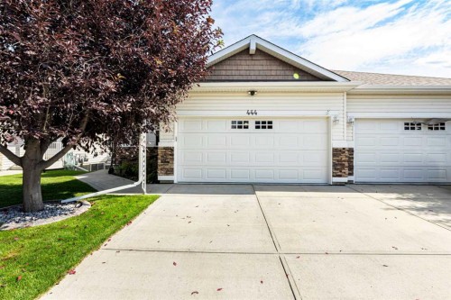 444 Jenkins Drive, Red Deer, AB - Outdoor