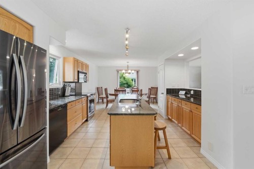 280 Barrett Drive, Red Deer, AB - Indoor Photo Showing Kitchen With Double Sink