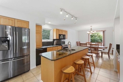 280 Barrett Drive, Red Deer, AB - Indoor Photo Showing Kitchen With Double Sink