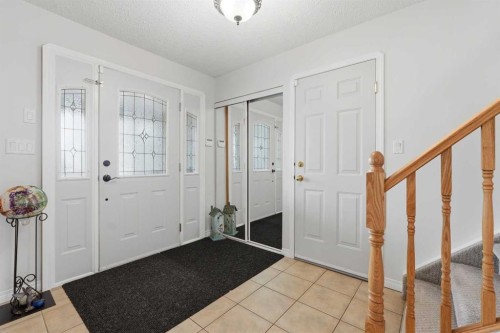 280 Barrett Drive, Red Deer, AB - Indoor Photo Showing Other Room