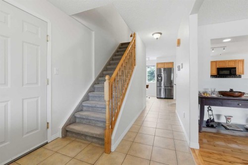 280 Barrett Drive, Red Deer, AB - Indoor Photo Showing Other Room